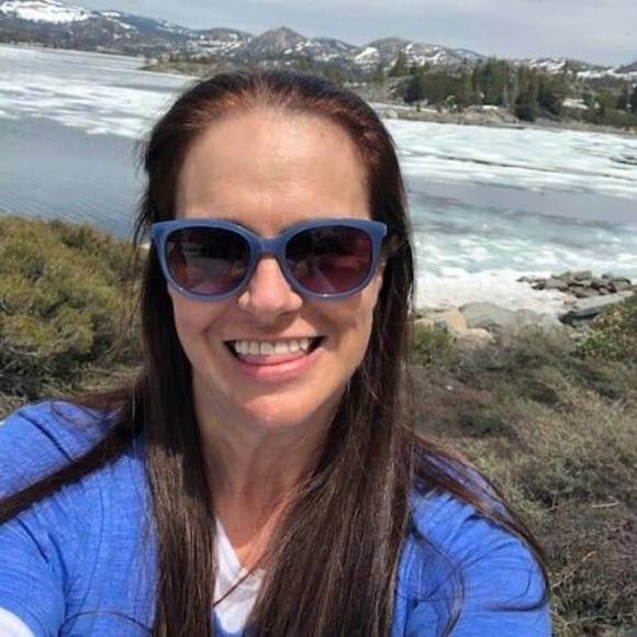 Meet your Posher, Desiree - Picture 1 of 1